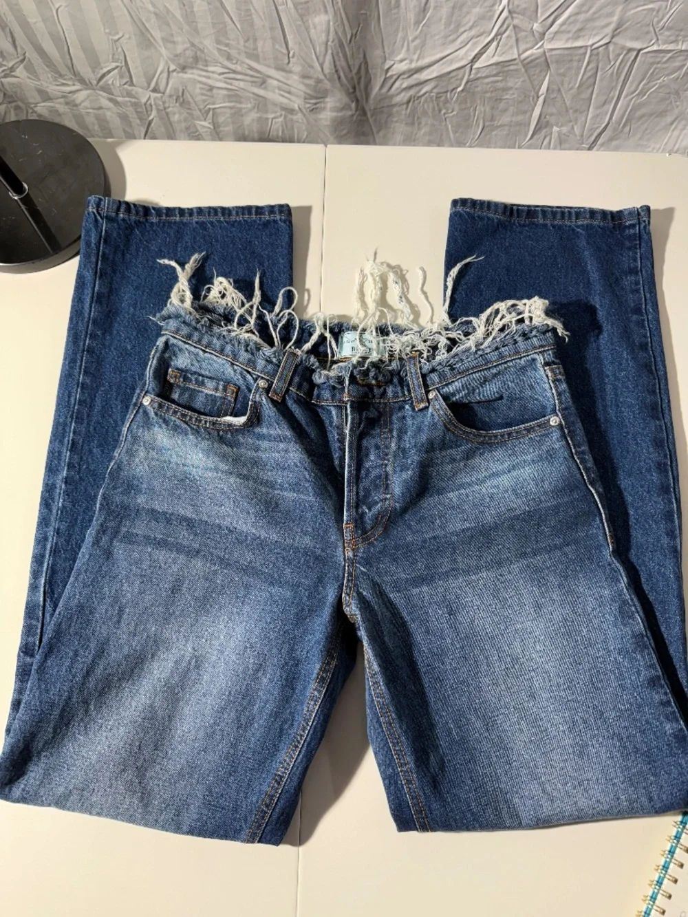 REVICE Los Angeles Frayed Waist Wide Leg Jeans Medium Wash Size 25 - Picture 1 of 3